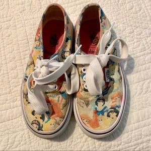 Girls Disney Vans HTF